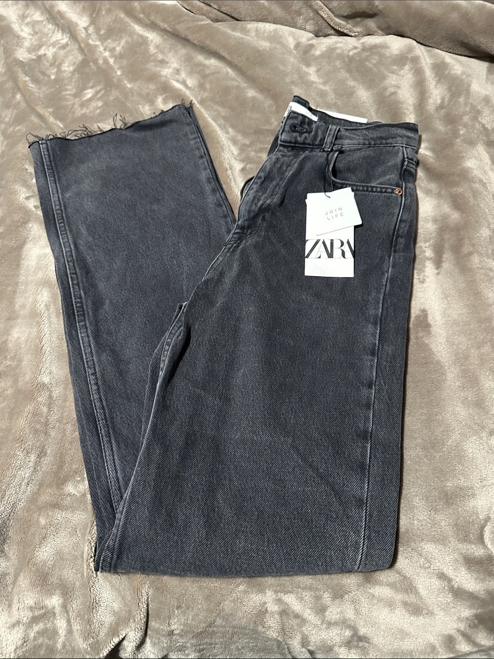 Zara The 90’s Full Length in Sonora Black Jeans